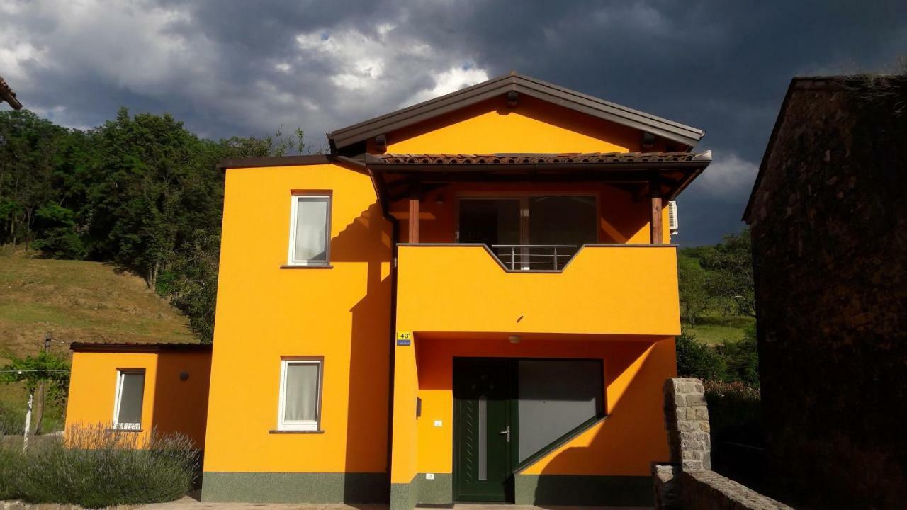Pocitniska Hisa Casa de hóspedes Dobravlje Exterior foto
